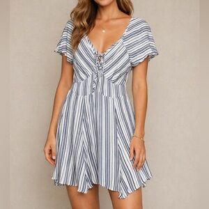 CLEOBELLA Stripe Flutter Sleeve Dress Small